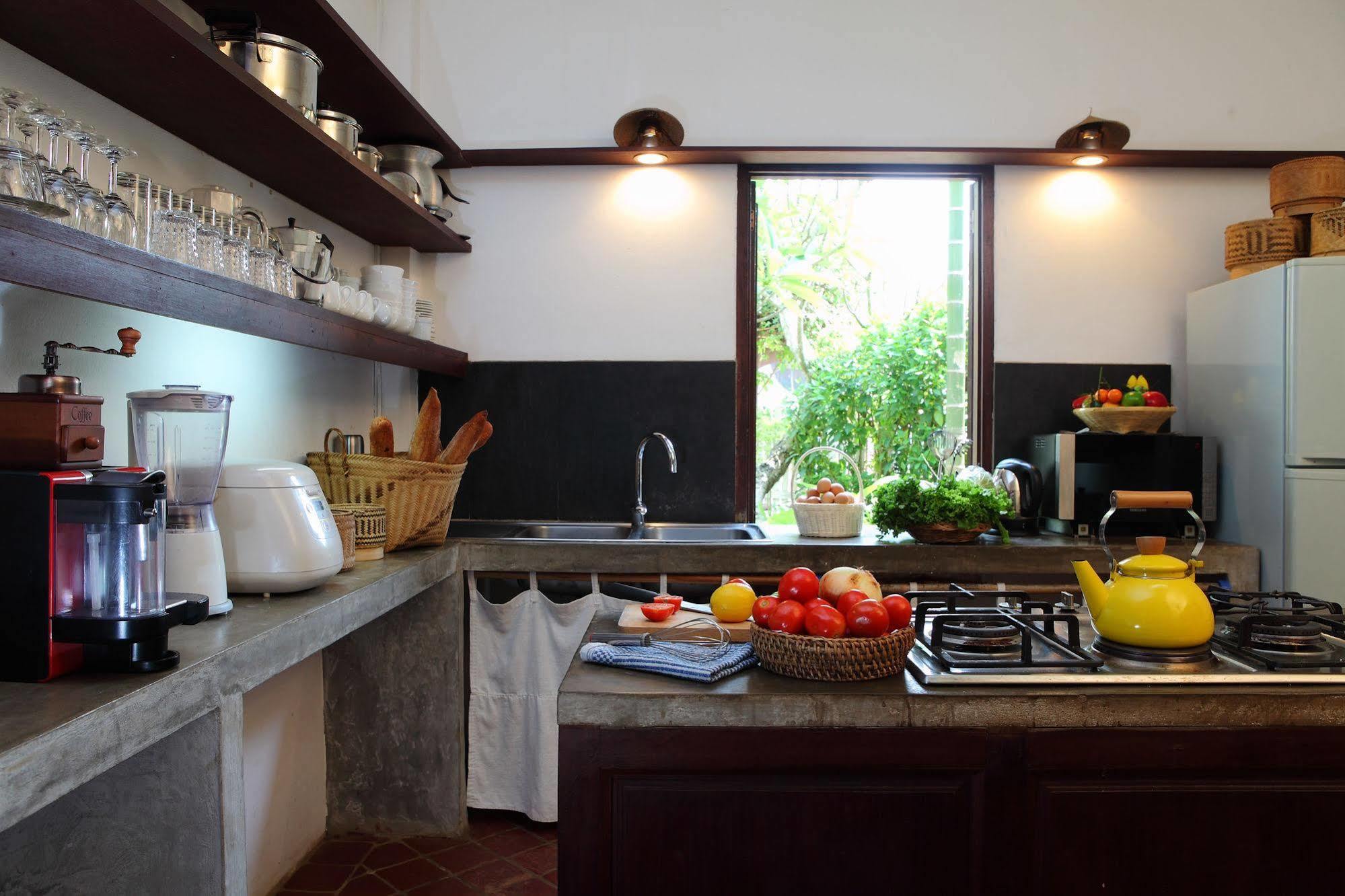 לואנג פרבאנג Sunset Villa By Burasari מראה חיצוני תמונה