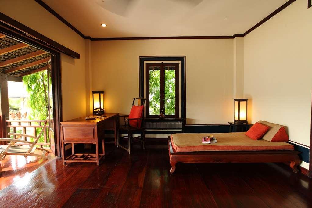 לואנג פרבאנג Sunset Villa By Burasari חדר תמונה